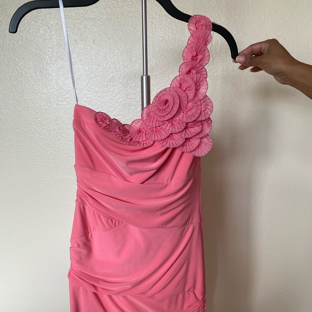 Pink Windsor One-Shoulder dress with flowers